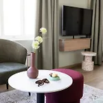 Vander Altona Aparthotel