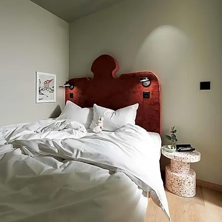 Vander Altona Apart Otel 4*