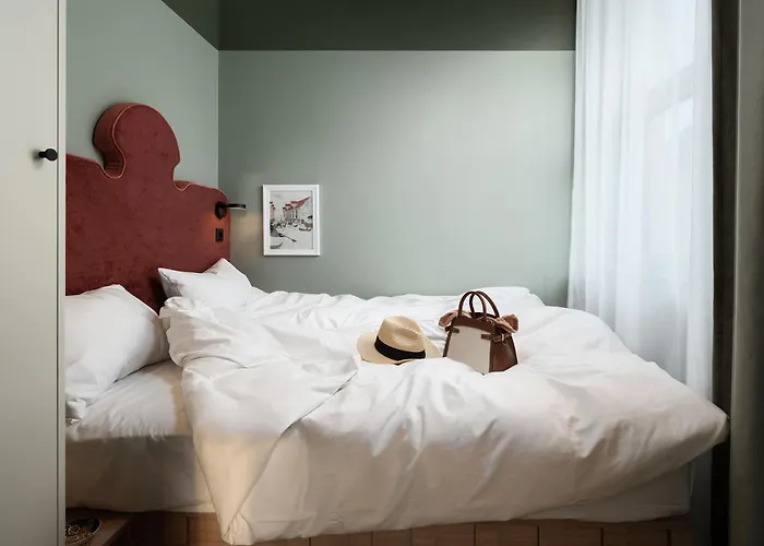 Vander Altona Hotel apartamentowy 4*